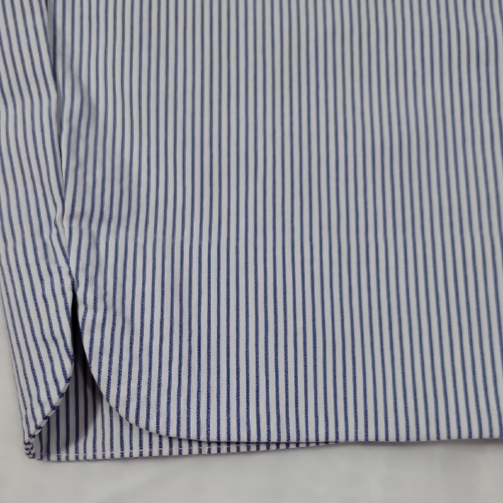 Blue and White Striped Capris with Classic Style - Picture 7 of 8